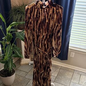 Banana Republic Brown Maxi Long Sleeve Dress
